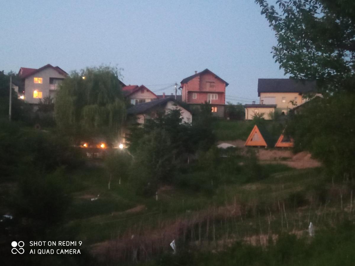 Apartmani Lana ซาราเยโว ภายนอก รูปภาพ