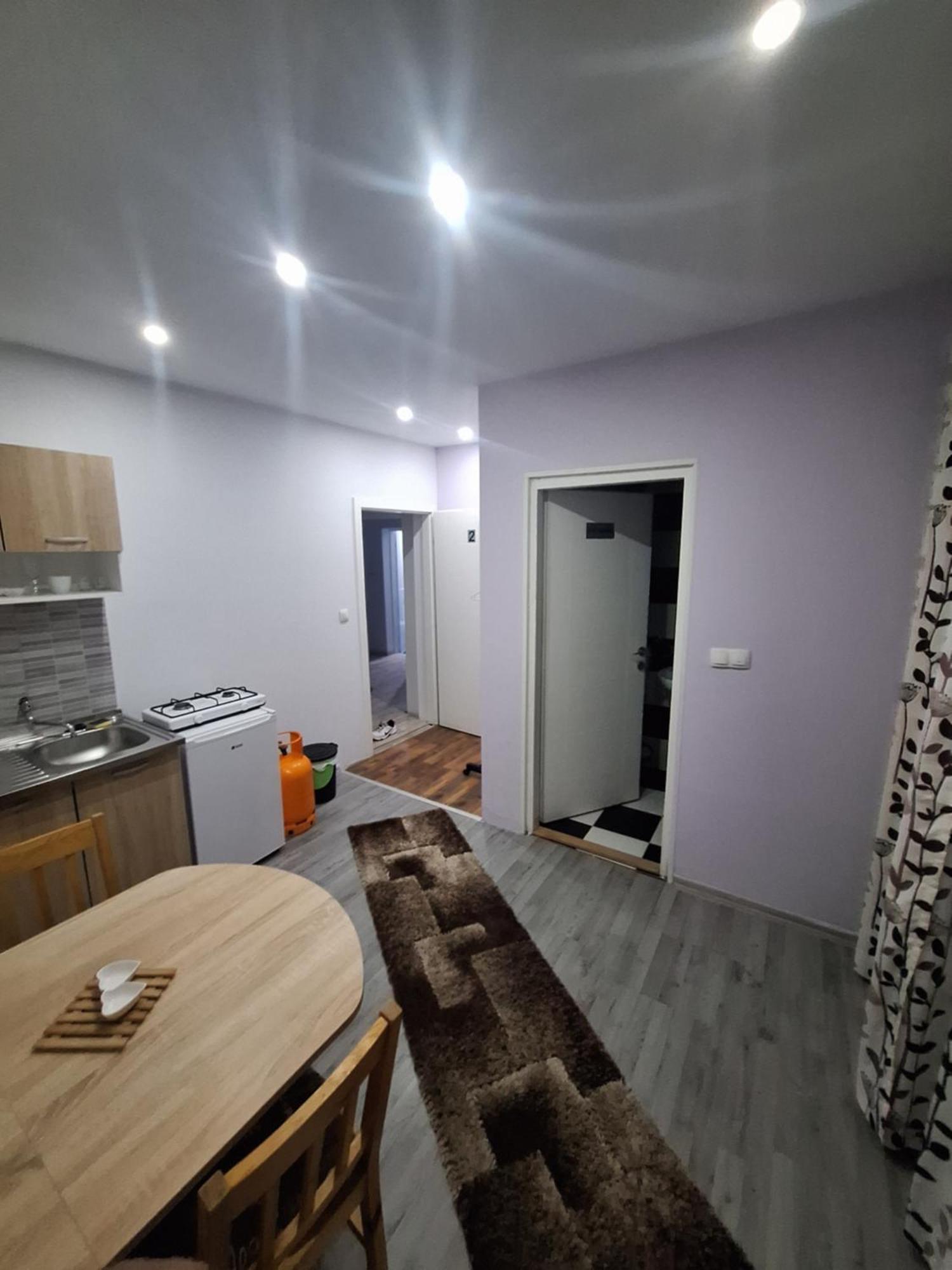 Apartmani Lana ซาราเยโว ภายนอก รูปภาพ