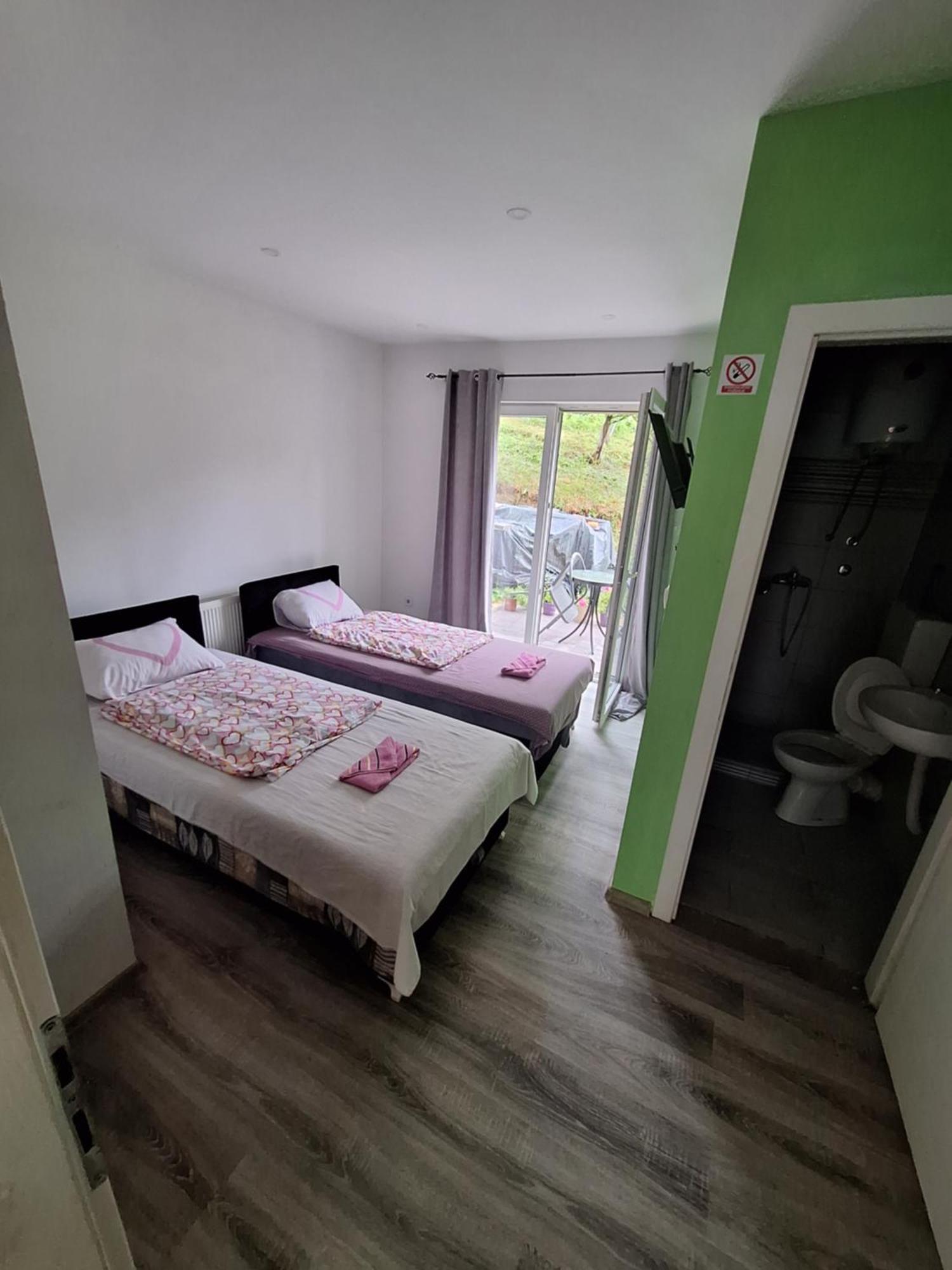 Apartmani Lana ซาราเยโว ภายนอก รูปภาพ
