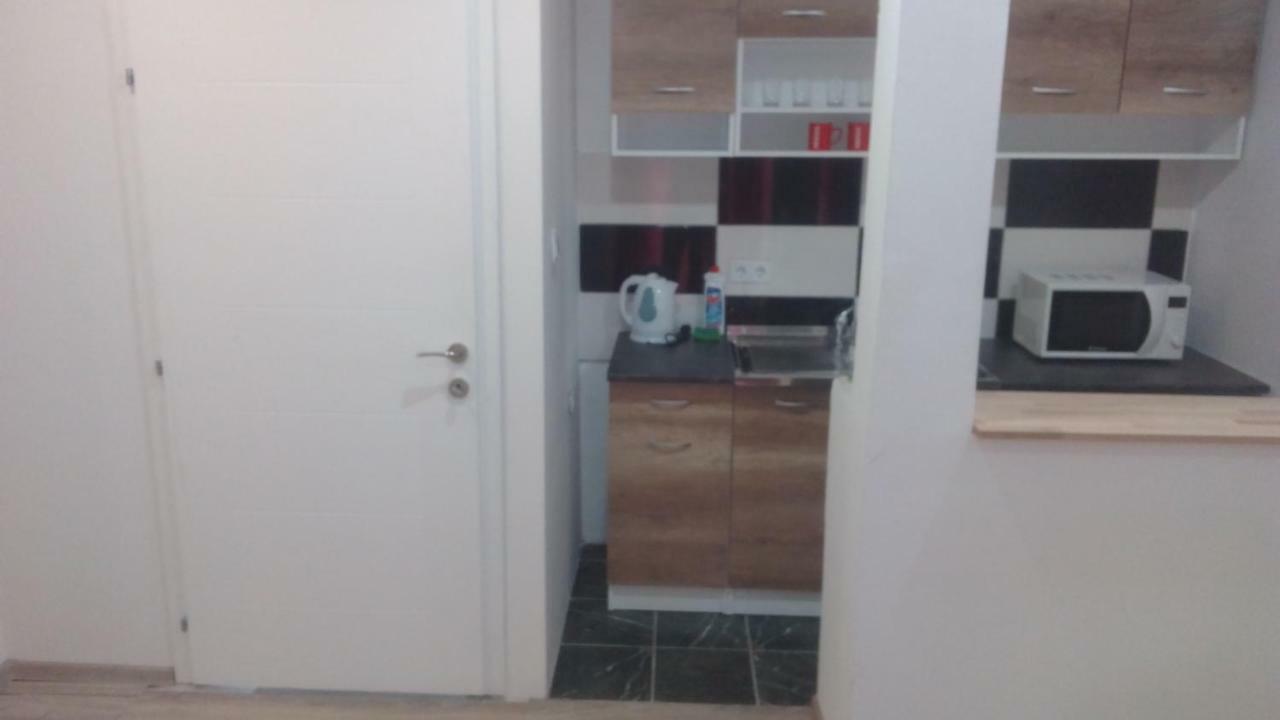 Apartmani Lana ซาราเยโว ภายนอก รูปภาพ